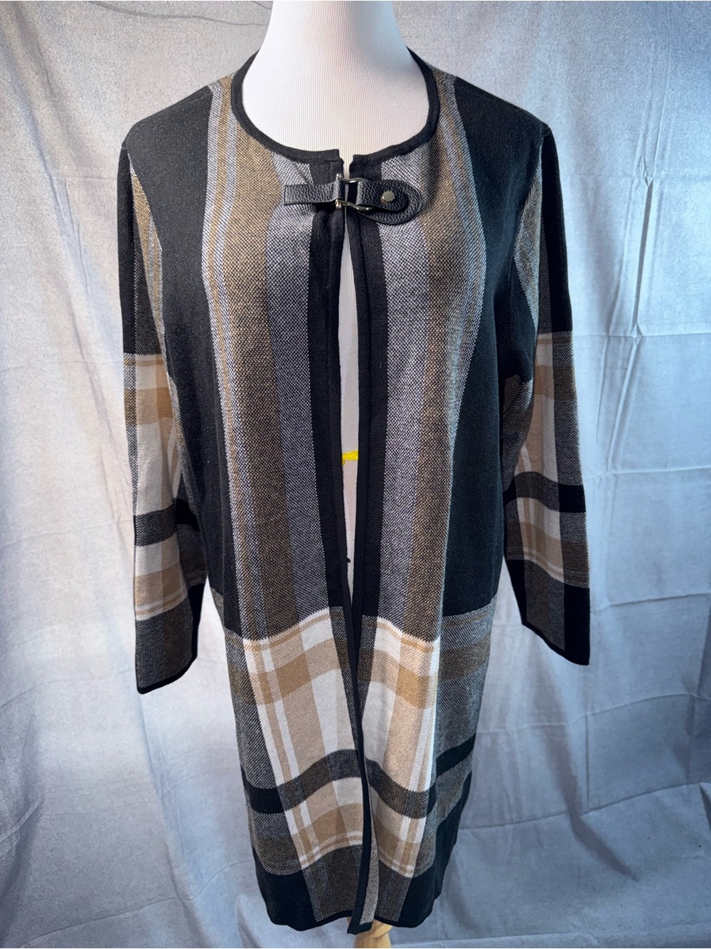 1670-Anne Klein Black and Tan Plaid Open Front Cardigan